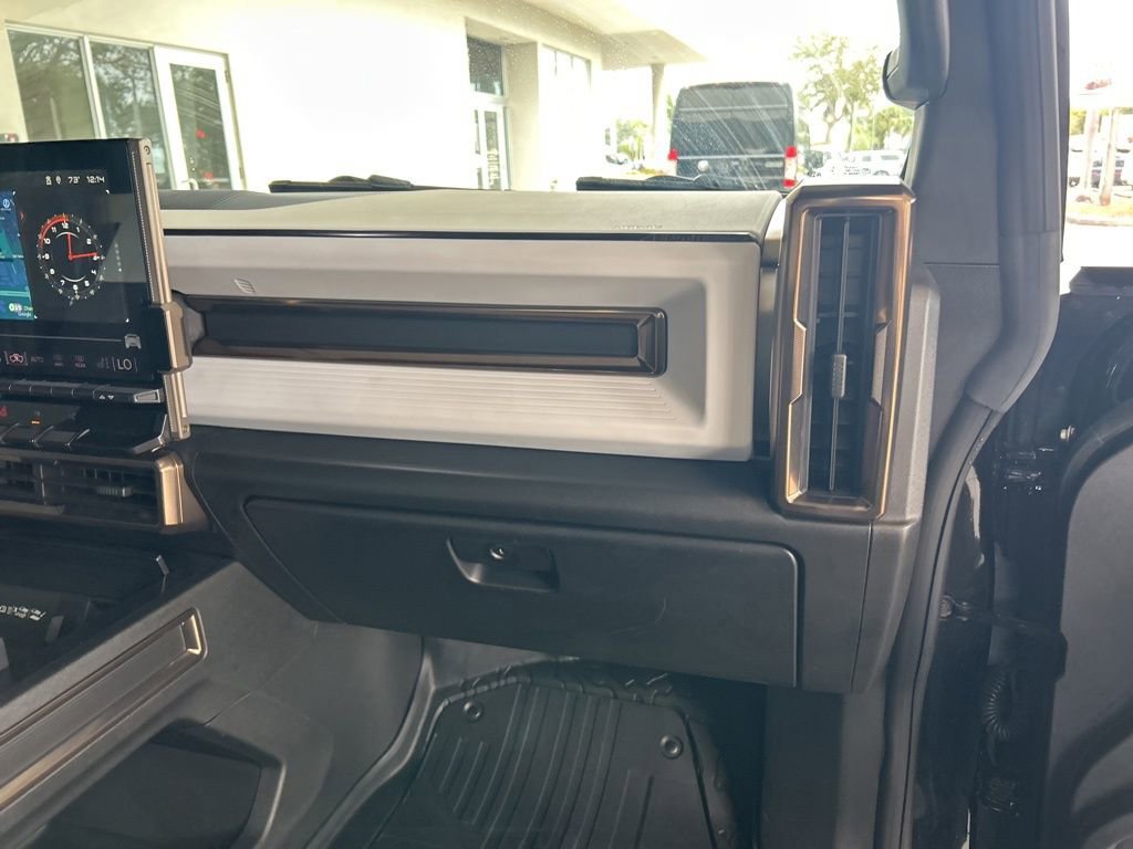 Used 2024 GMC Hummer EV 3X image 29