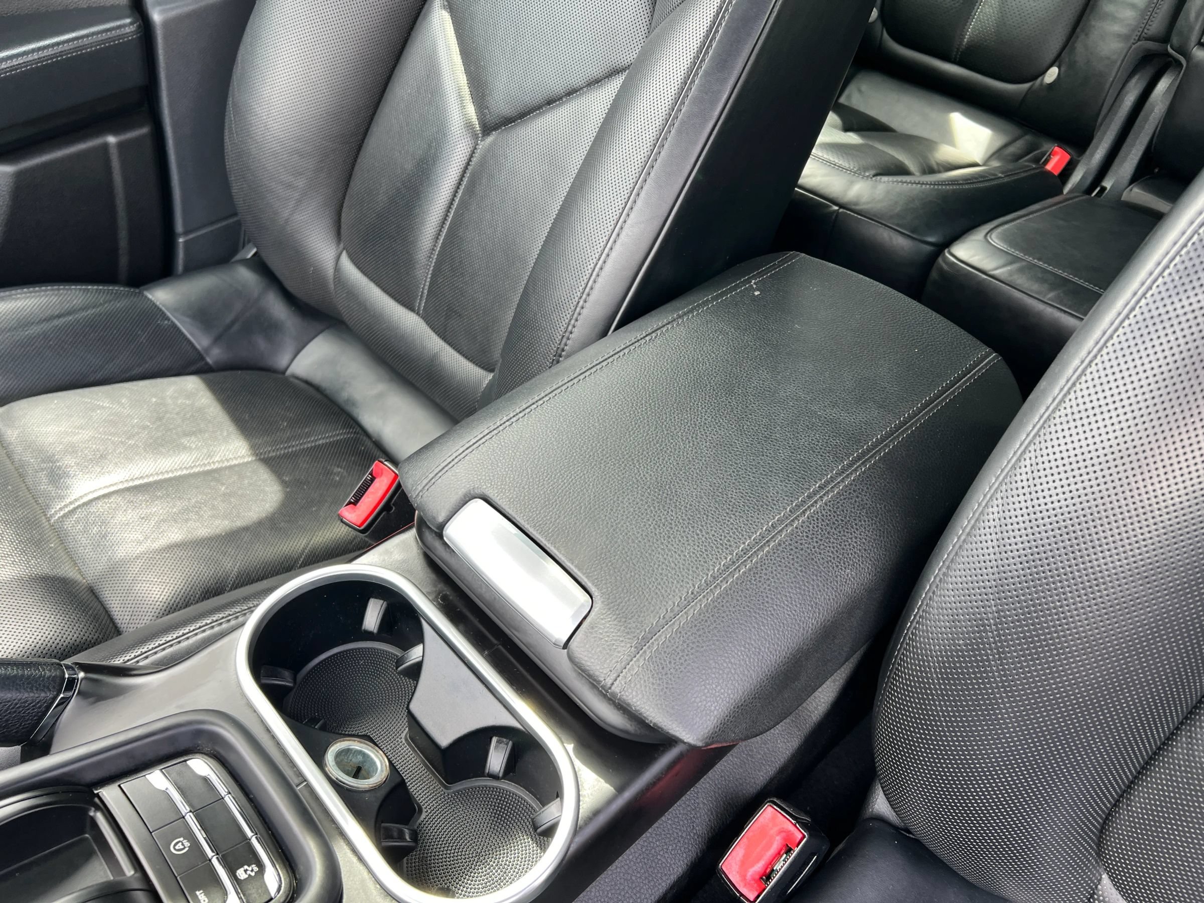 Used 2016 Porsche Cayenne AWD/4WD image 32