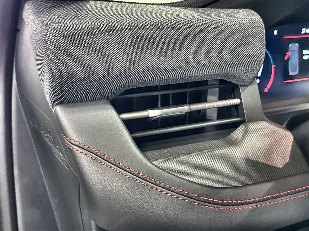 New 2026 Ford Explorer ST-Line w/ ST-Line Street Pack image 15