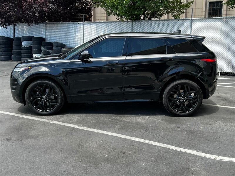 Used 2023 Land Rover Range Rover Evoque R-Dynamic SE AWD/4WD image 4