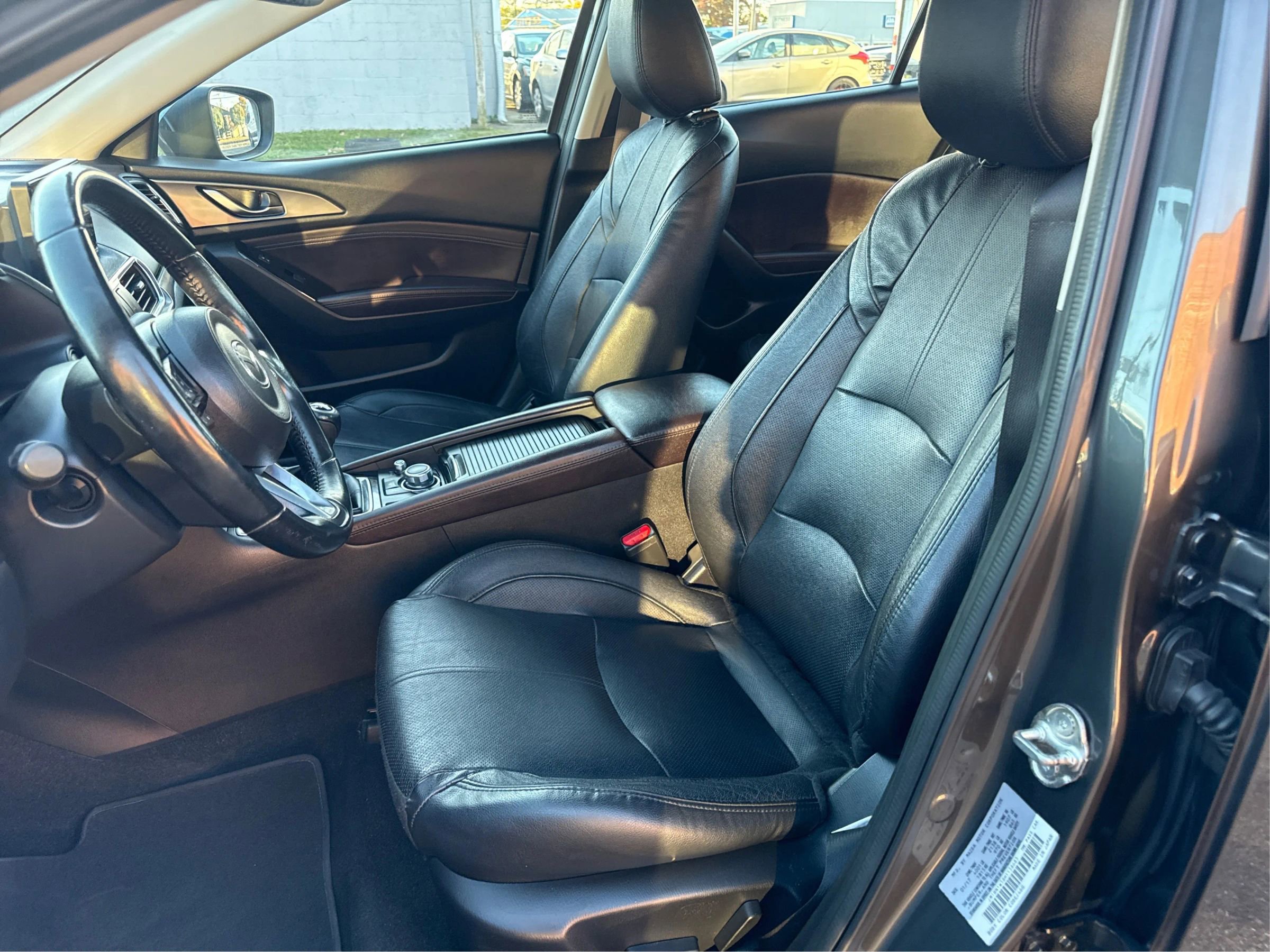 Used 2017 MAZDA MAZDA3 Grand Touring w/ Premium Equipment Package image 11