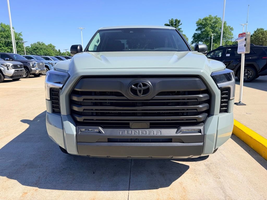 Used 2024 Toyota Tundra SR5 AWD/4WD image 2