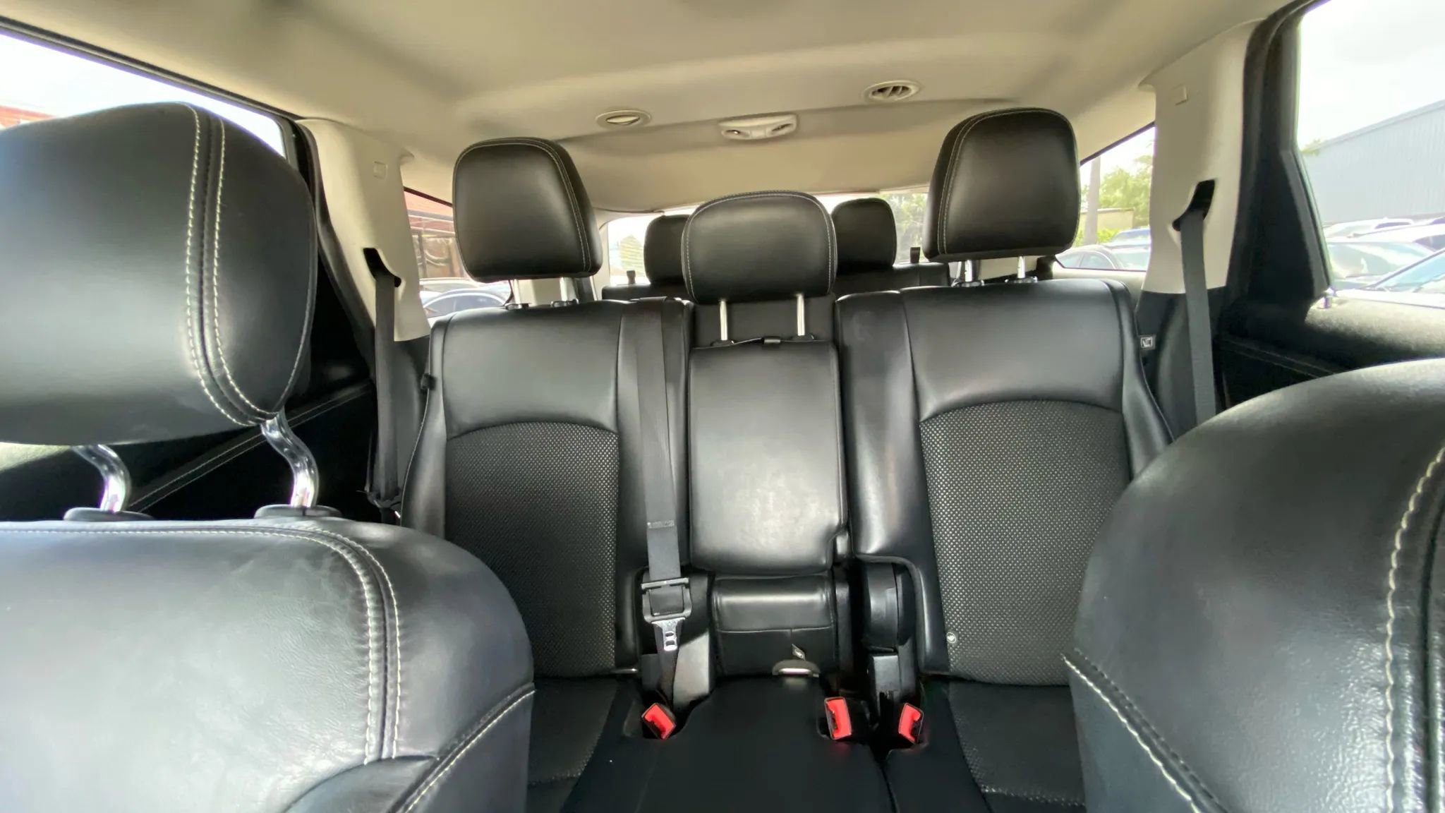 Used 2014 Dodge Journey Crossroad w/ Flexible Seating Group image 18