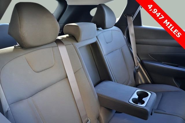 Used 2025 Hyundai Tucson SE image 17