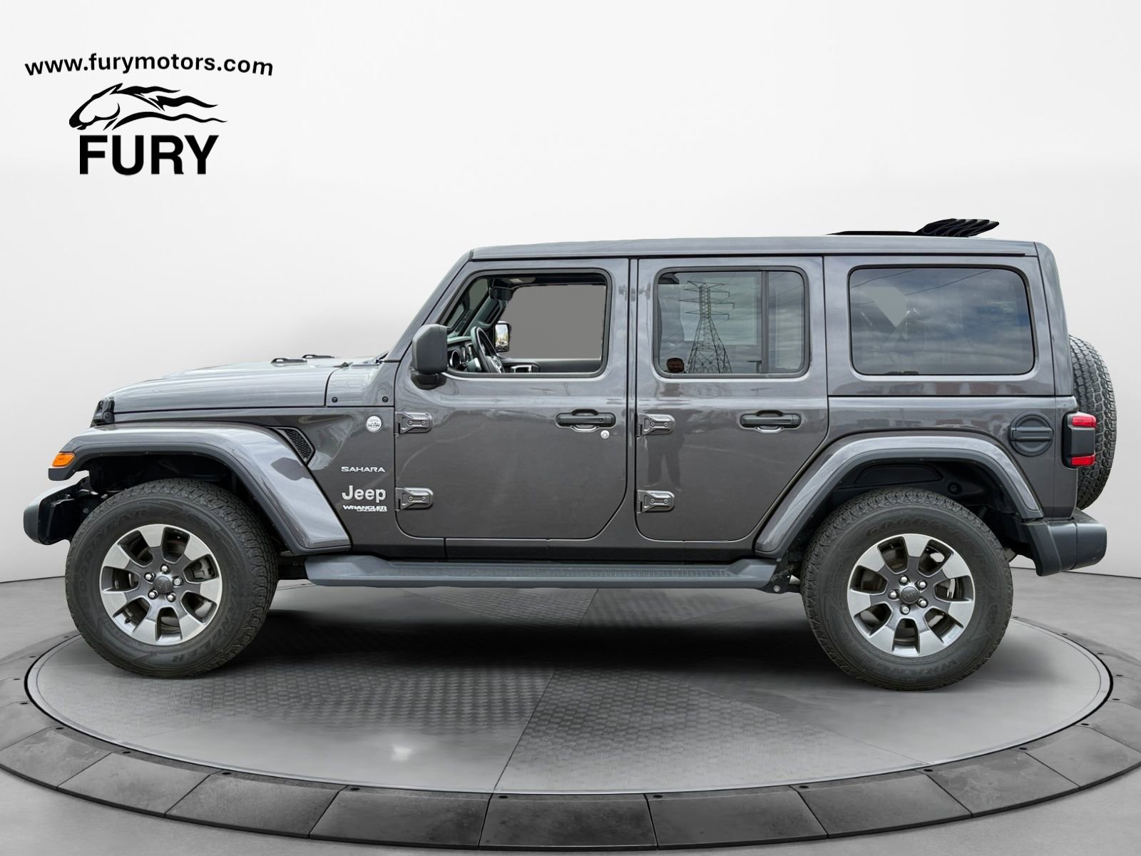 Used 2020 Jeep Wrangler Unlimited Sahara w/ Uconnect 4C Nav & Sound Group AWD/4WD image 6