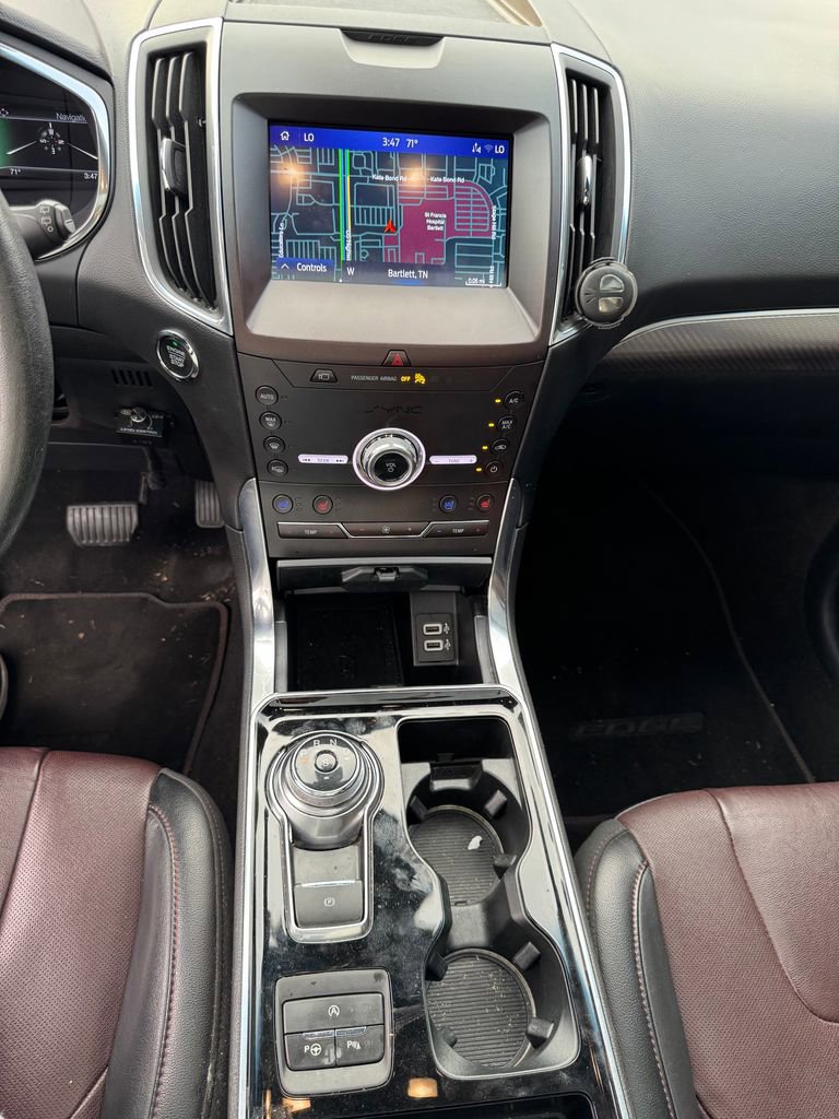 Used 2020 Ford Edge Titanium w/ Equipment Group 301A image 20