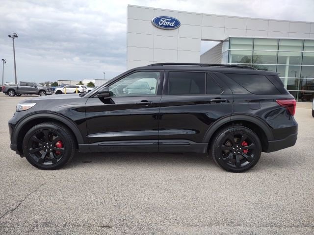 Used 2022 Ford Explorer ST w/ Equipment Group 401A AWD/4WD image 2