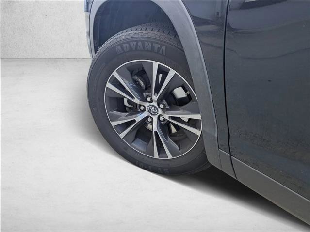 Used 2019 Toyota Highlander LE image 9