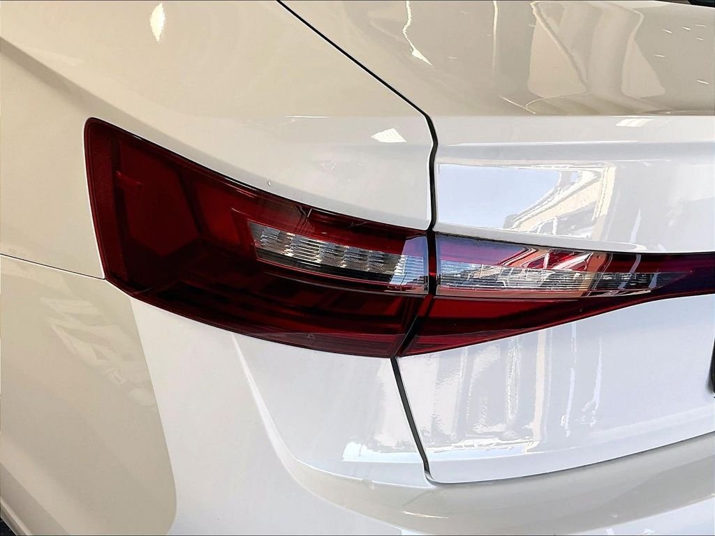 Used 2025 Volkswagen Jetta S FWD image 33