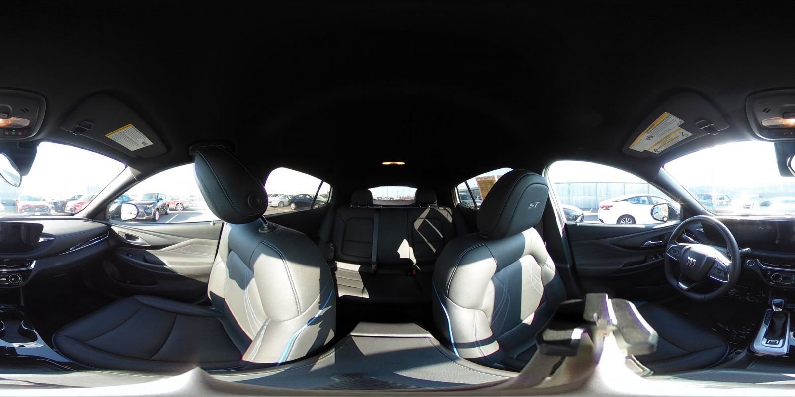 Used 2025 Buick Envista Sport Touring image 42