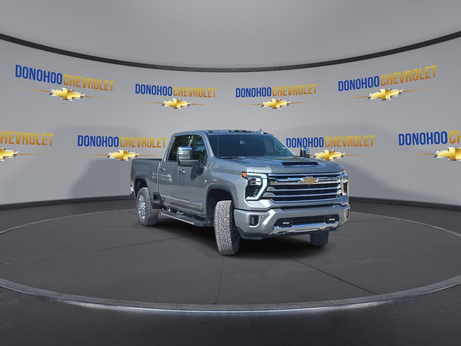 New 2026 Chevrolet Silverado 2500 High Country w/ Z71 Off-Road Package AWD/4WD image 9