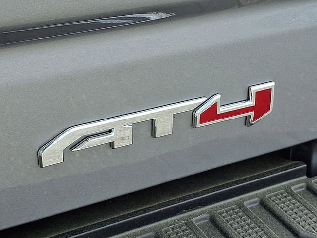 New 2026 GMC Sierra 1500 AT4 w/ Technology Package AWD/4WD image 18