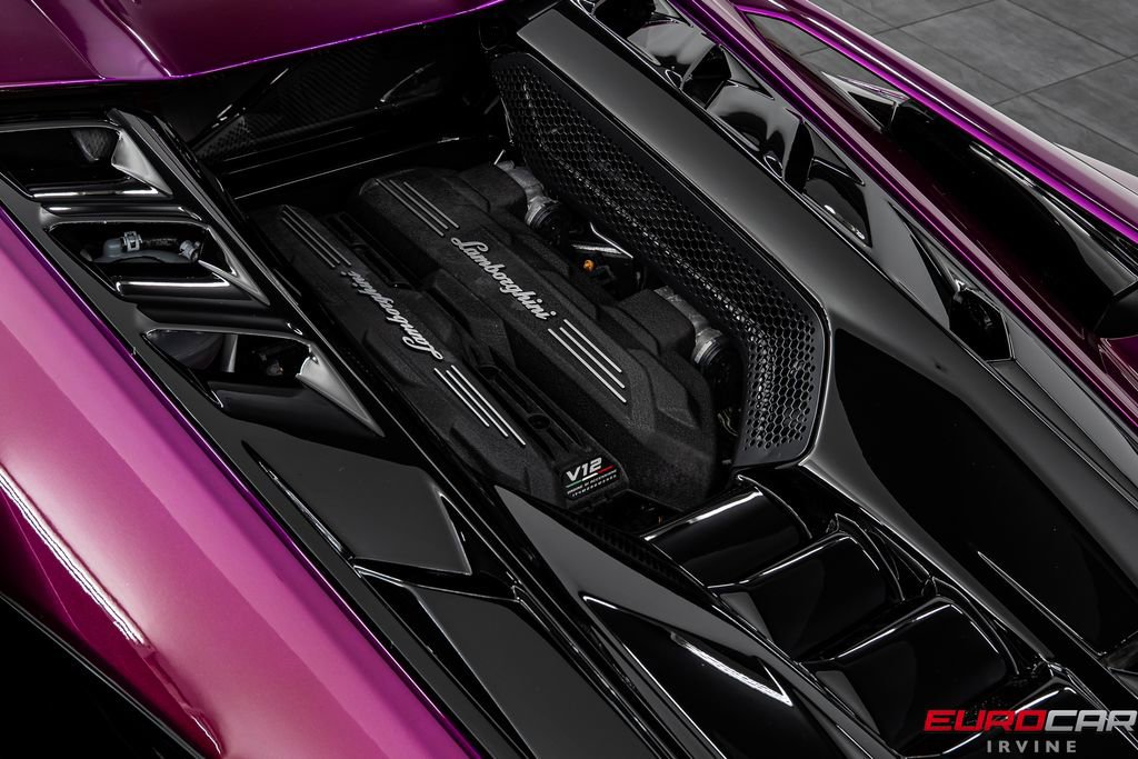 Used 2025 Lamborghini Revuelto AWD/4WD image 20
