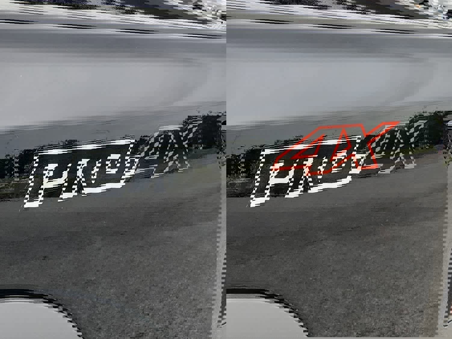 New 2025 Nissan Frontier PRO-4X w/ Interior Protection Package AWD/4WD image 17