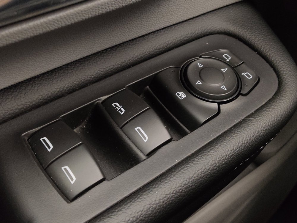 Used 2024 GMC Terrain SLE FWD image 27