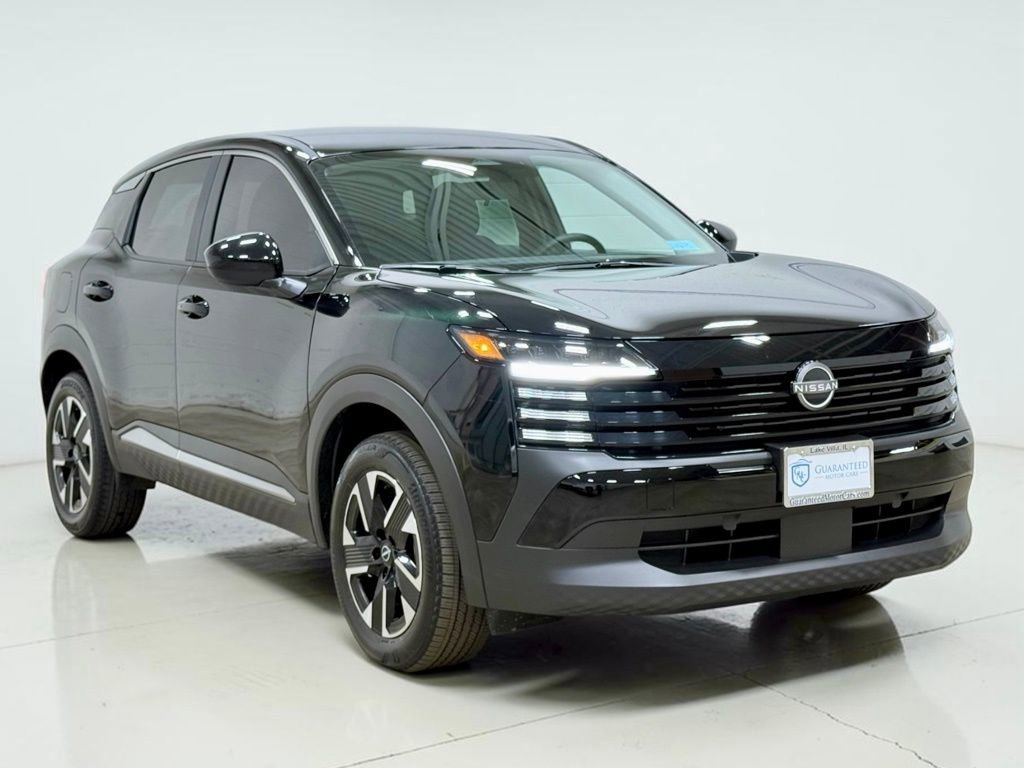 Used 2025 Nissan Kicks SV AWD/4WD image 10