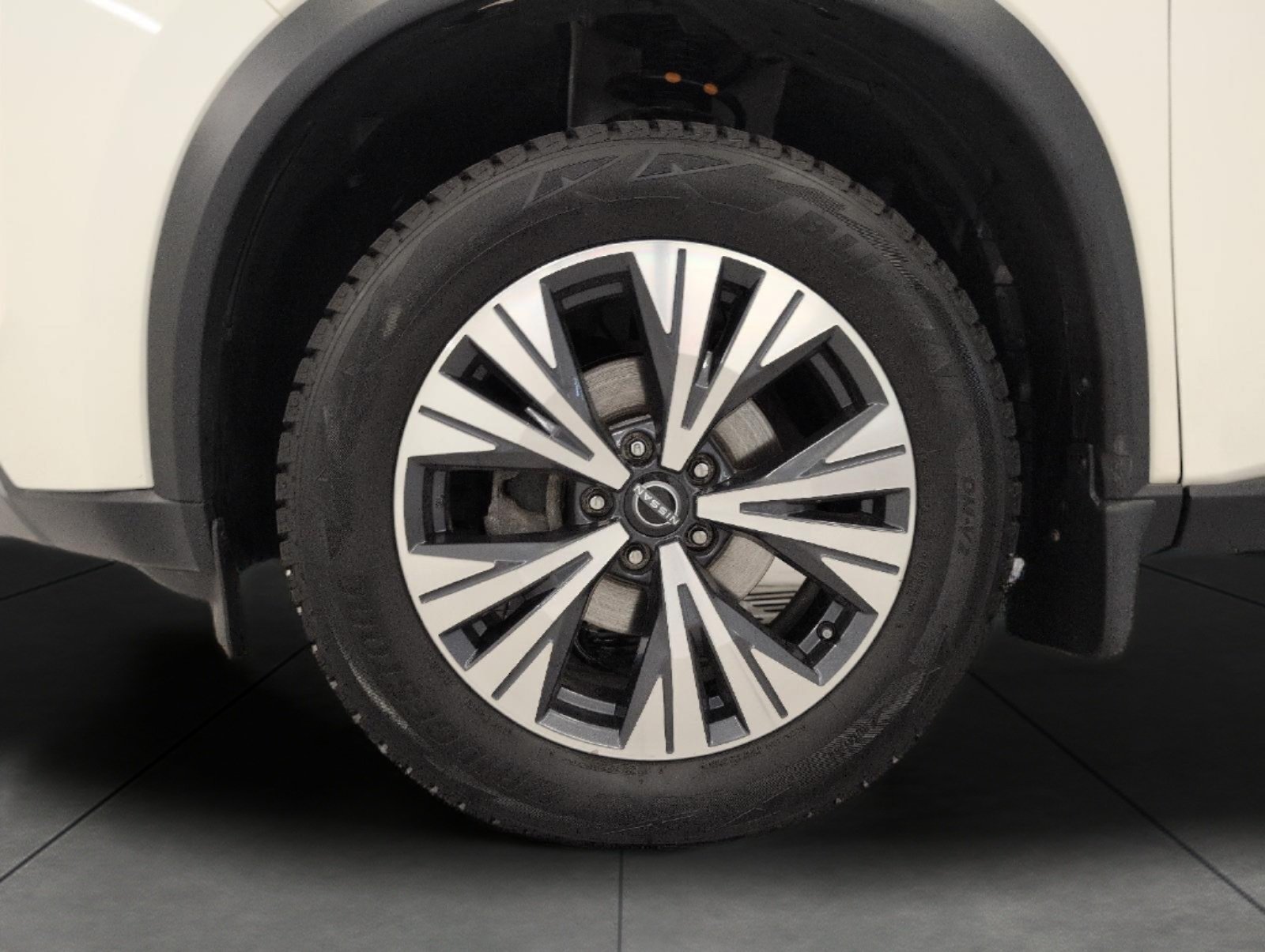 Used 2023 Nissan Rogue SV w/ SV Premium B Package AWD/4WD image 4