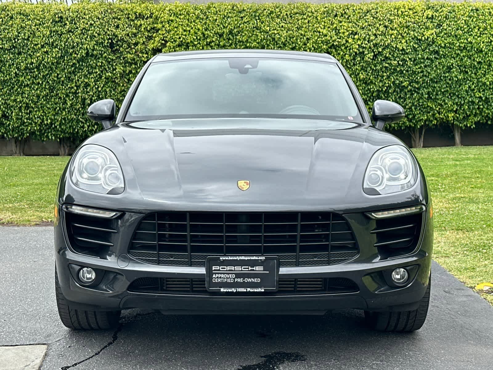 Certified 2018 Porsche Macan Sport Edition AWD/4WD image 11