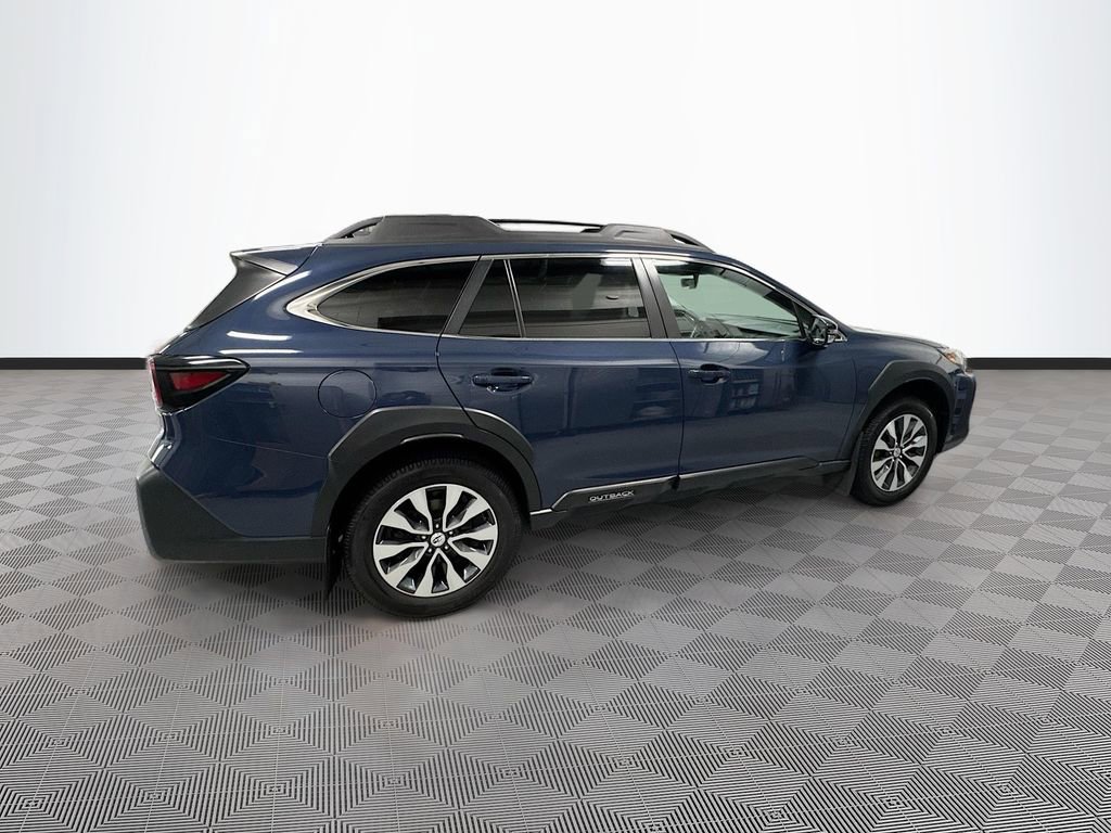 Used 2023 Subaru Outback Limited image 33