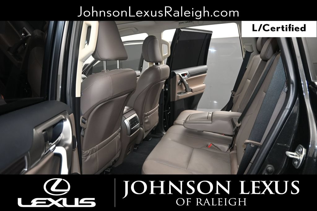 Certified 2022 Lexus GX 460 Luxury w/ Accessory Package AWD/4WD image 12