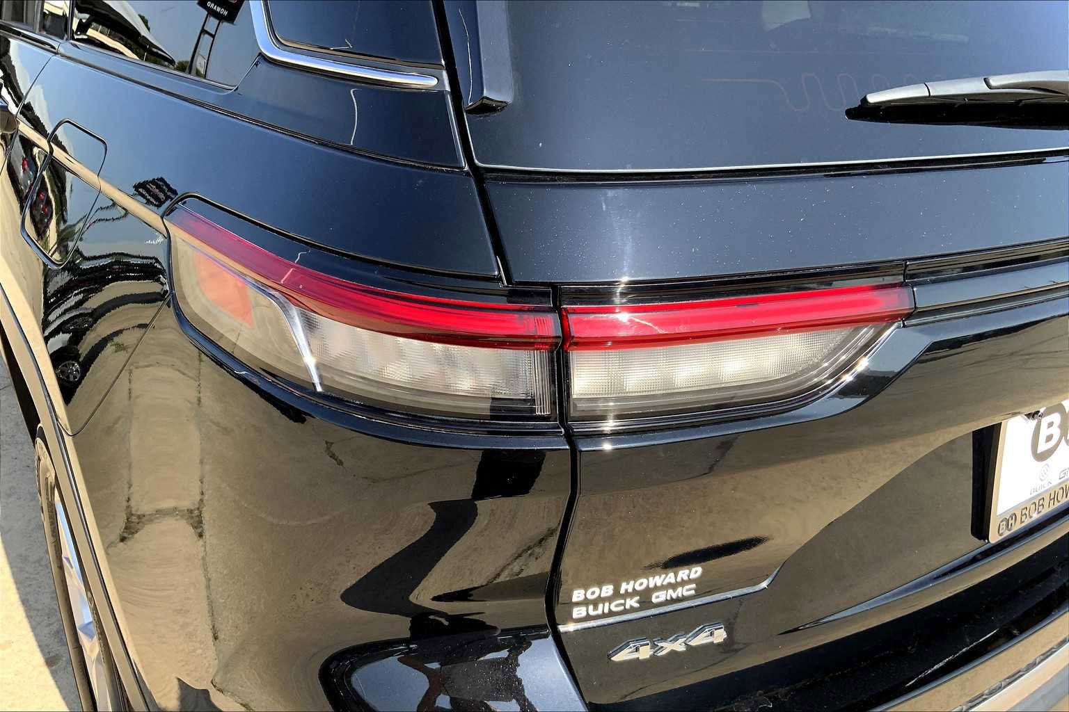 Used 2024 Jeep Grand Cherokee Limited image 26