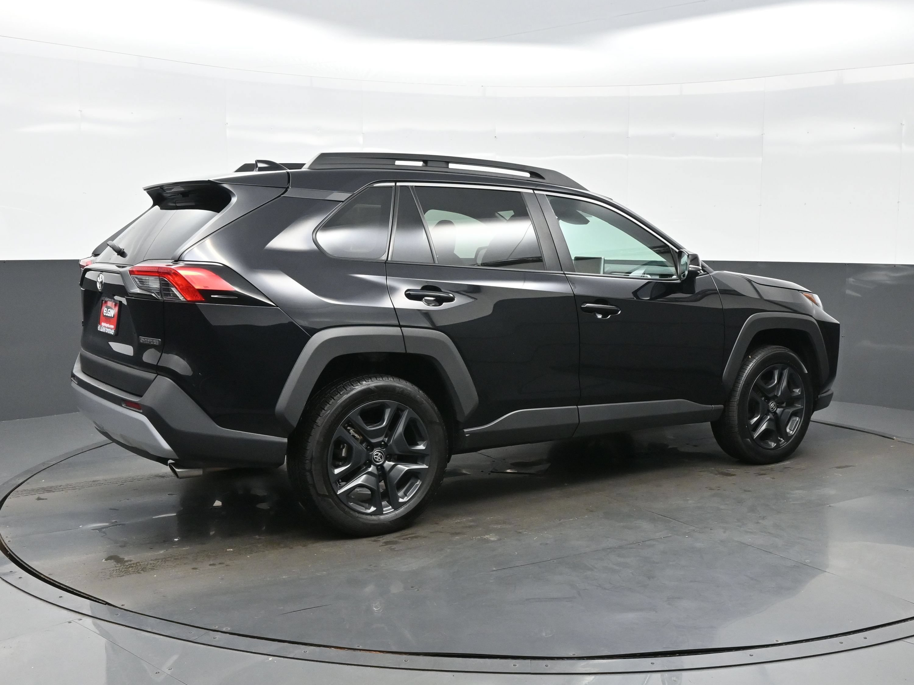 Used 2024 Toyota RAV4 Adventure AWD/4WD image 6