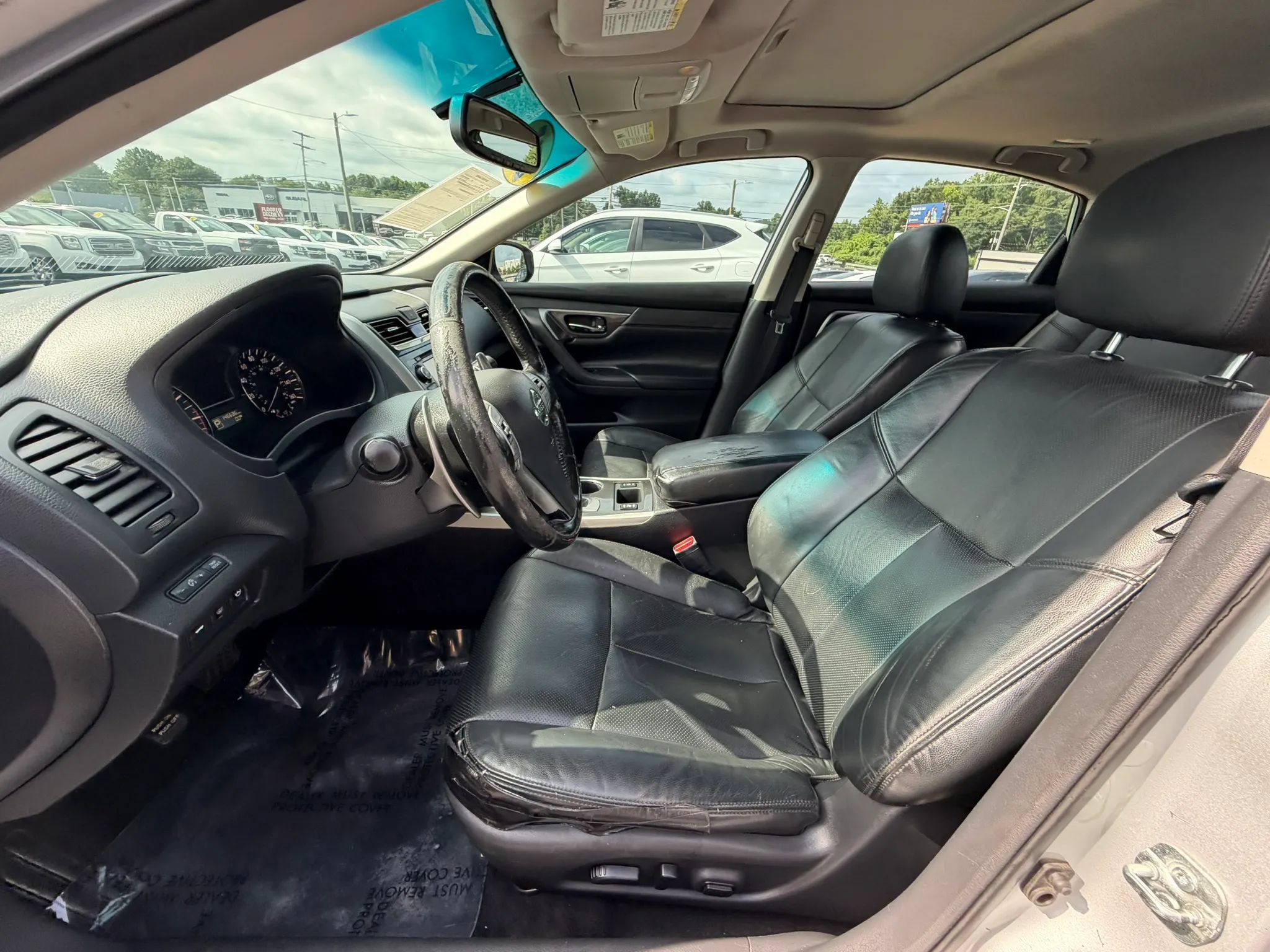 Used 2015 Nissan Altima 3.5 SL FWD image 11