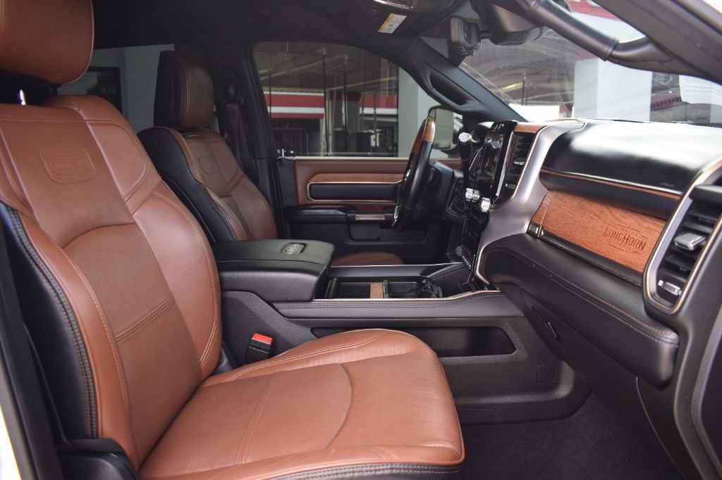 Used 2022 RAM 3500 Limited AWD/4WD image 17