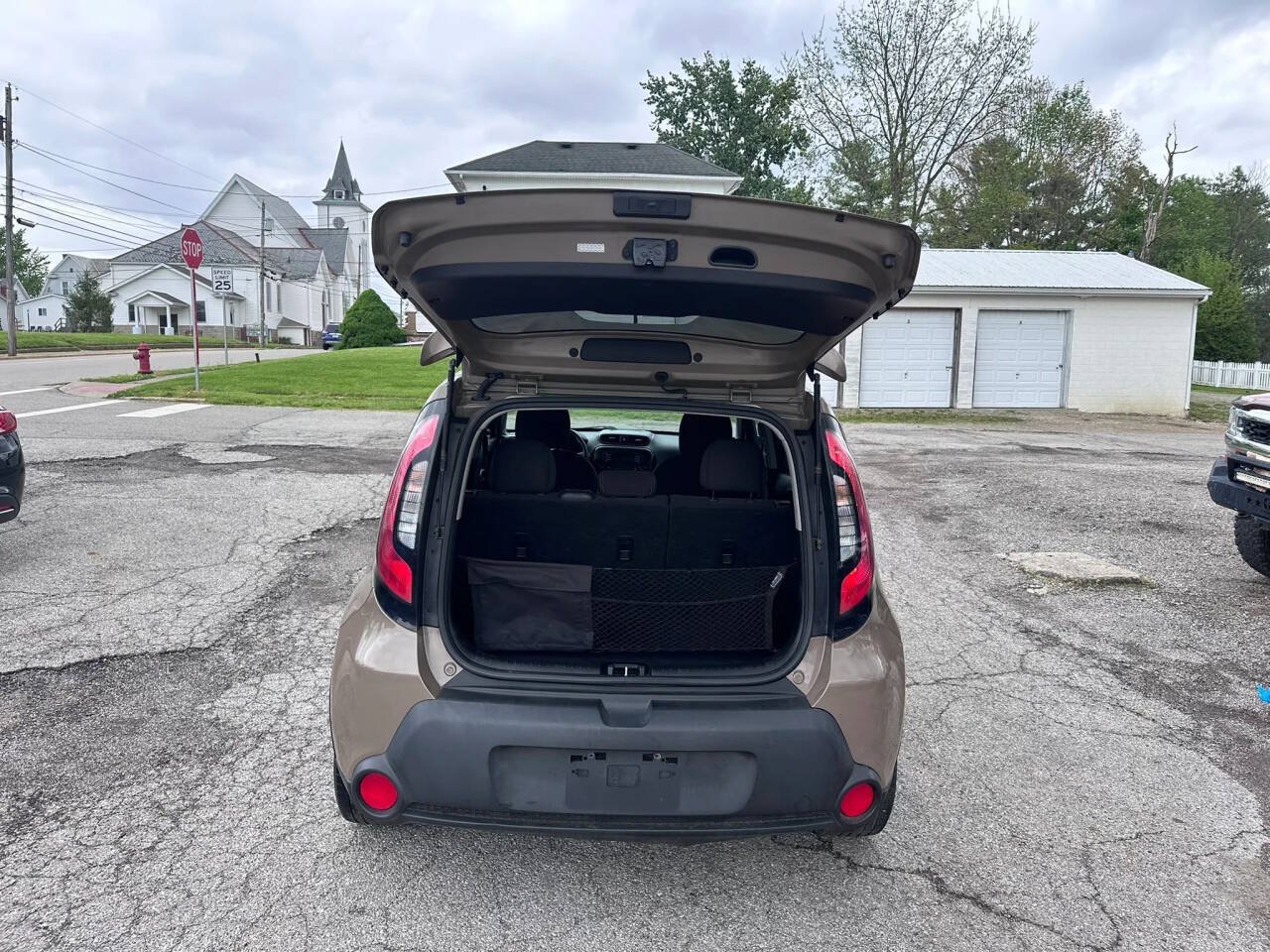 Used 2016 Kia Soul FWD image 13
