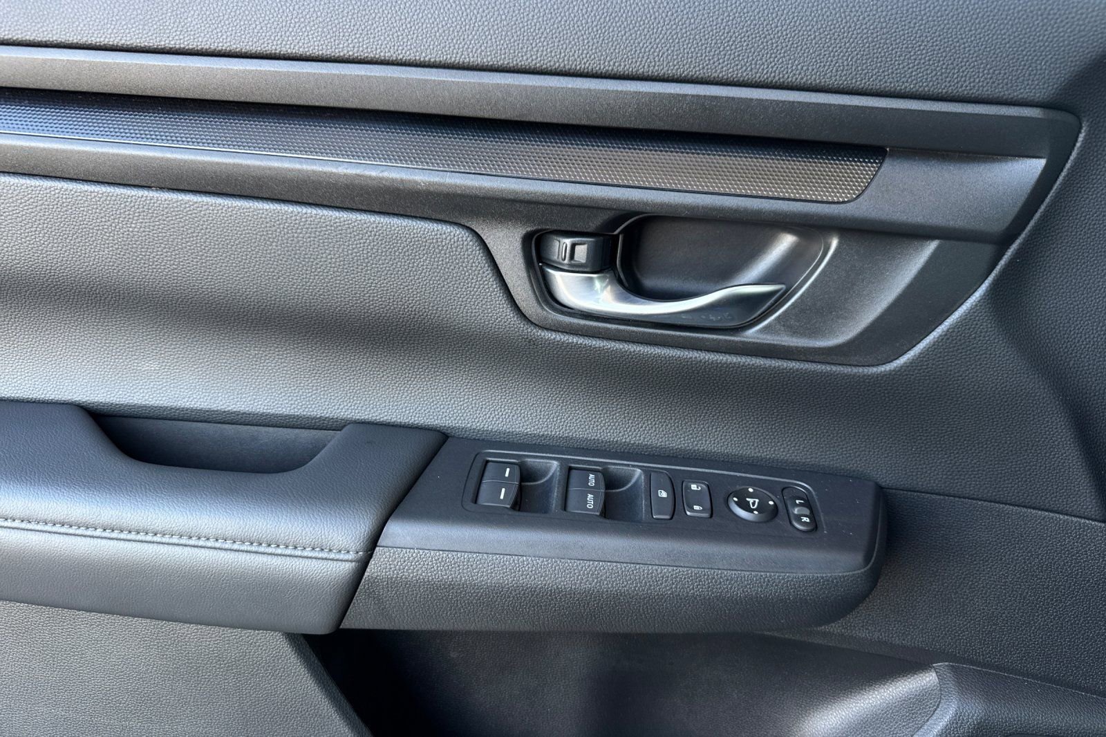 Certified 2024 Honda CR-V EX image 11