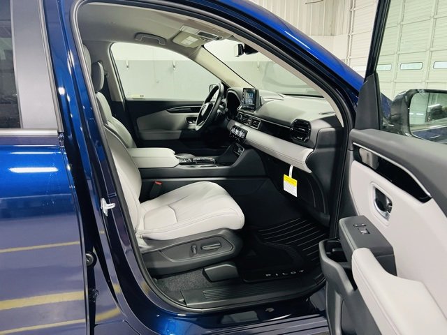 New 2025 Honda Pilot EX-L image 34