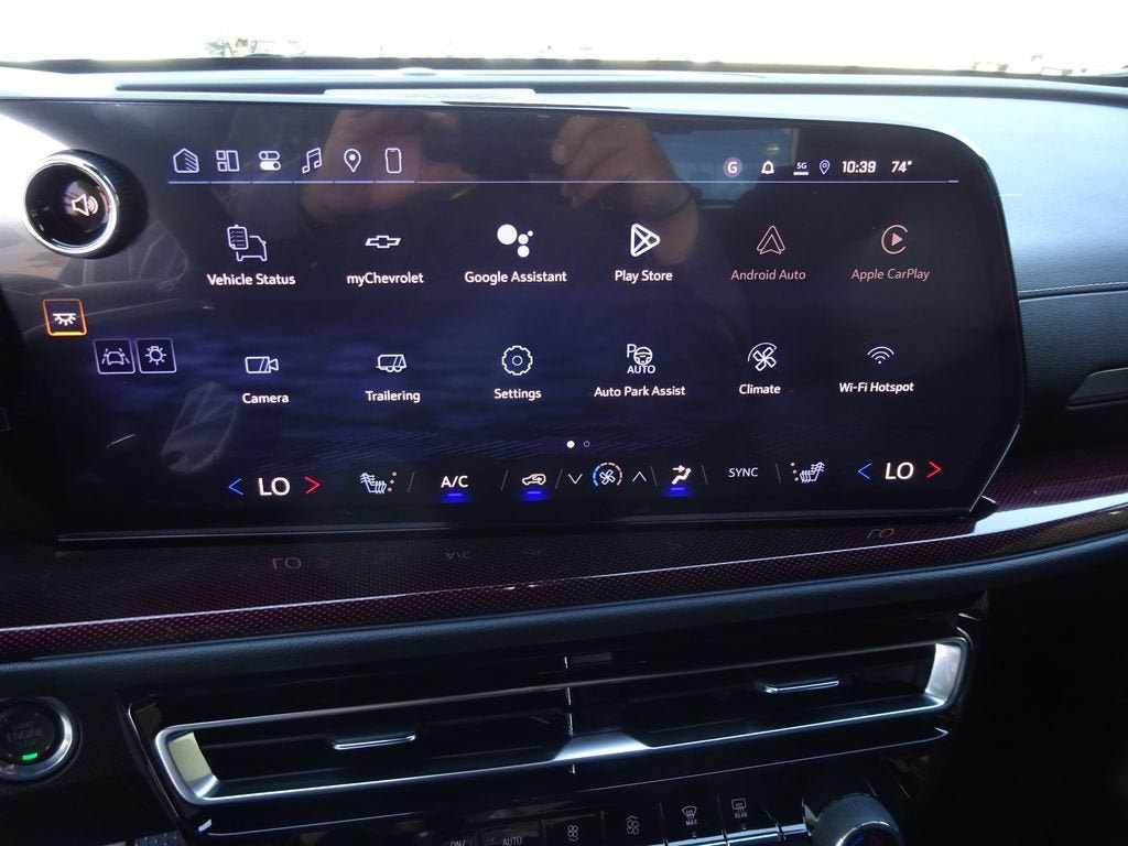 New 2026 Chevrolet Traverse Z71 w/ Enhanced Driving Package AWD/4WD image 27