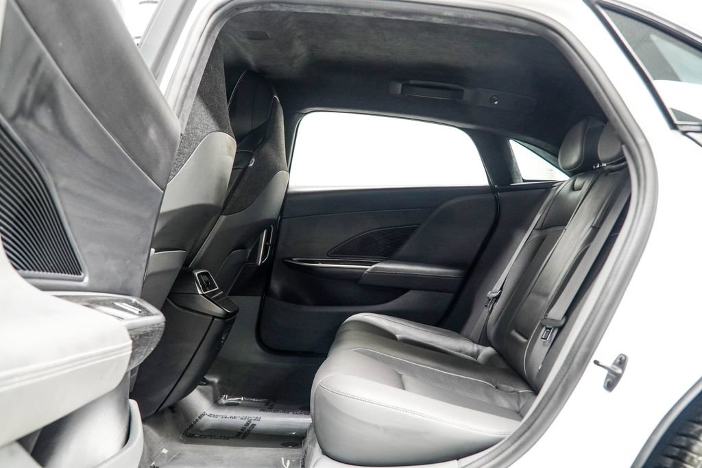 Used 2024 Lucid Air Touring image 37