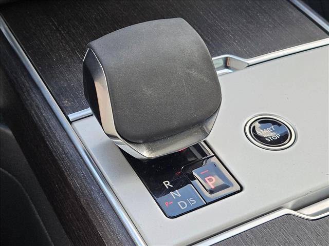 Used 2025 Land Rover Range Rover SE AWD/4WD image 15