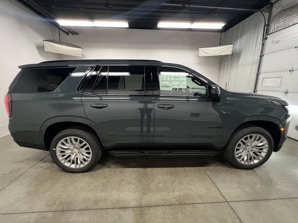 New 2026 Chevrolet Tahoe RST image 2