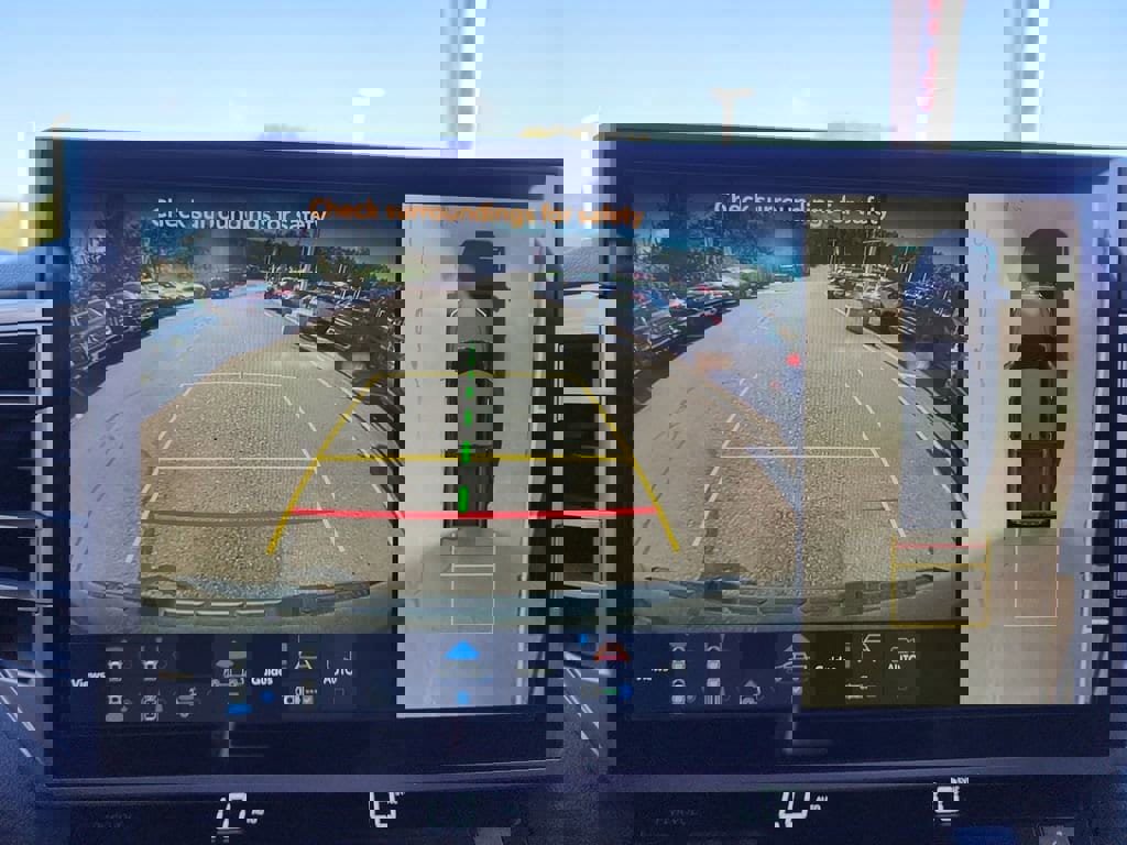 New 2025 Toyota Tundra Limited image 13