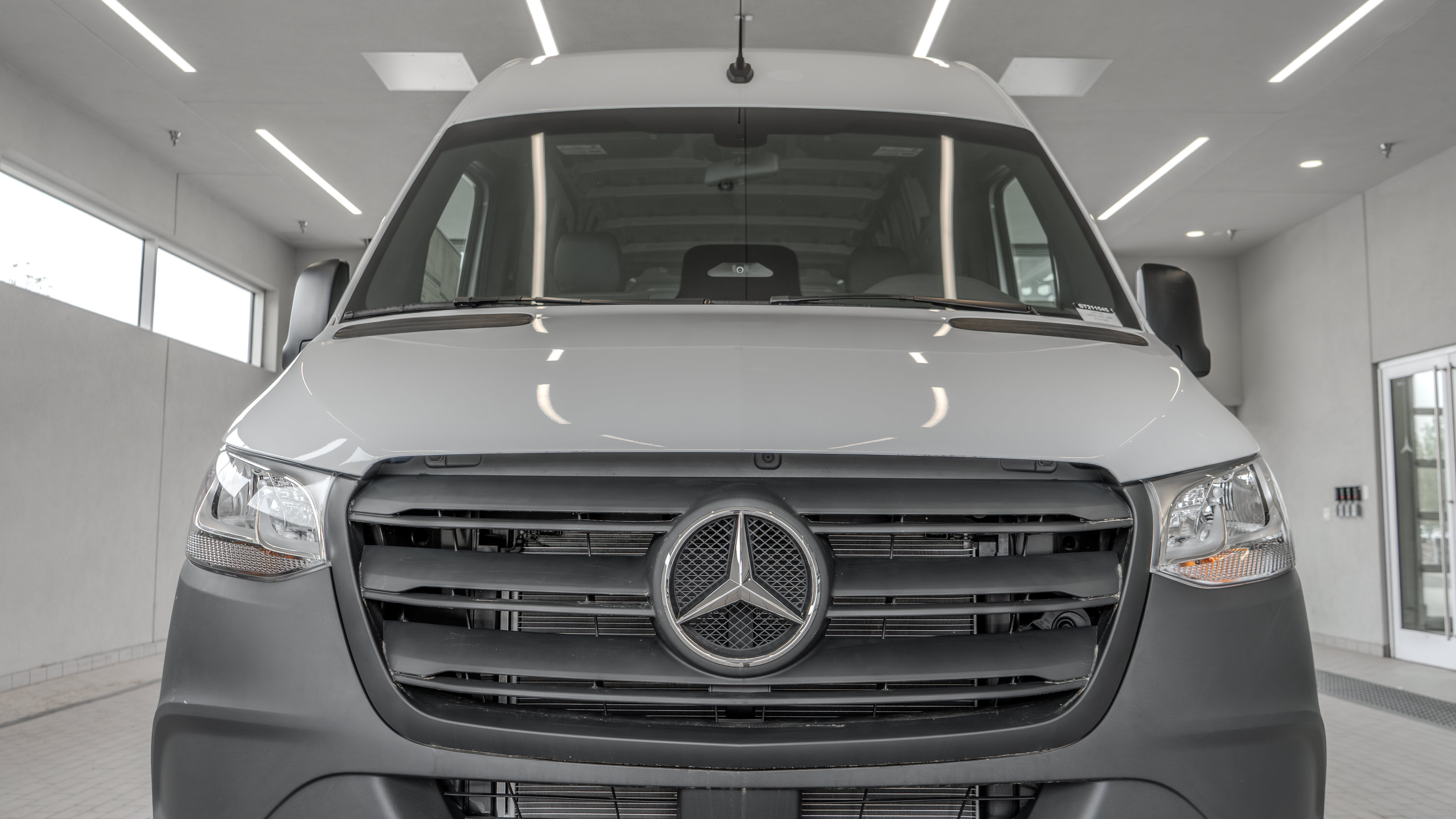 Used 2025 Mercedes-Benz Sprinter 2500 image 19