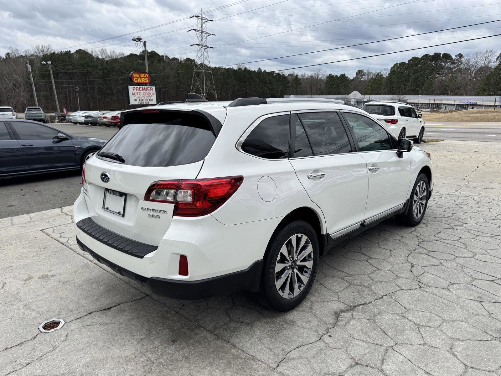 Used 2017 Subaru Outback 3.6R Touring w/ Popular Package #5A image 13
