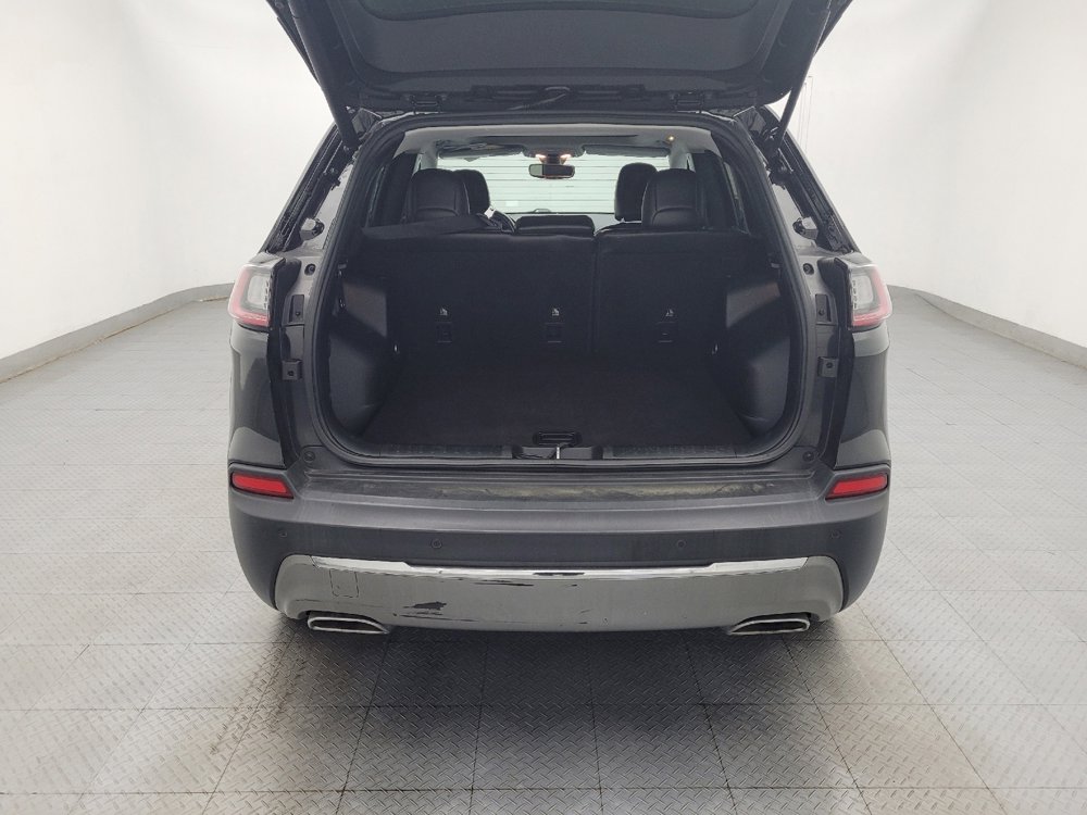 Used 2019 Jeep Cherokee Limited image 29