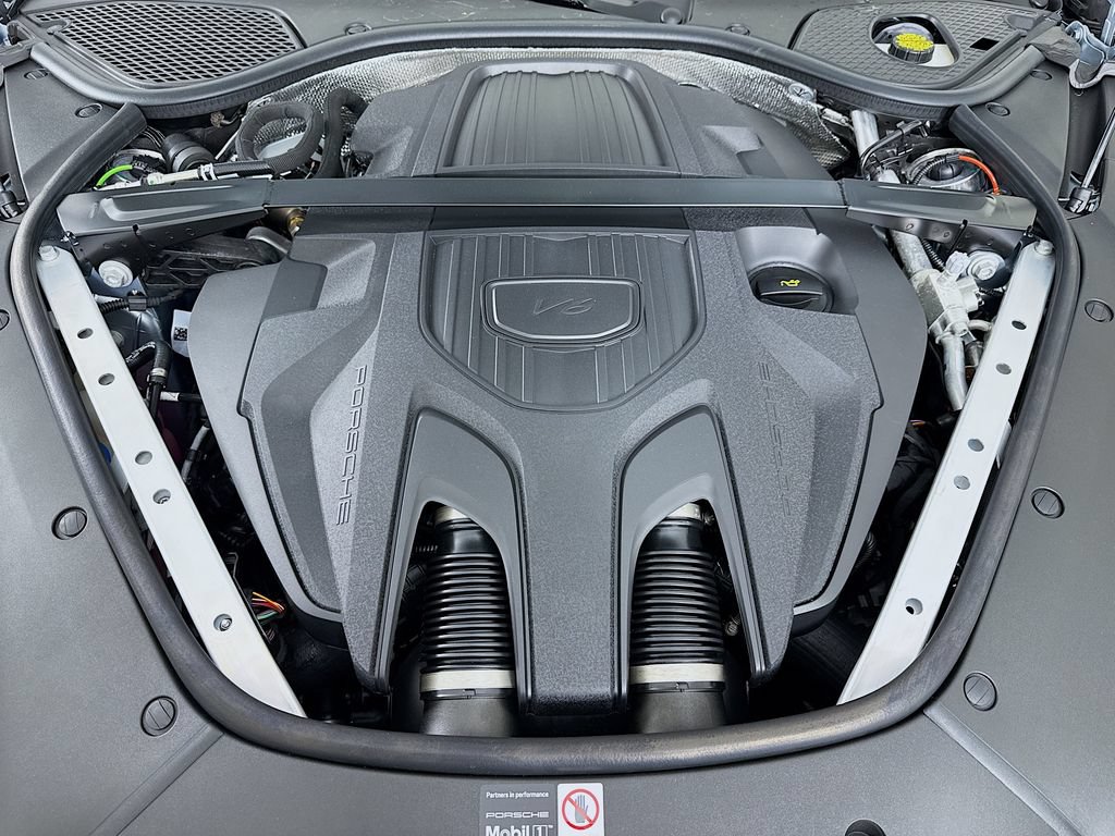 New 2026 Porsche Panamera 4 E-Hybrid AWD/4WD image 32