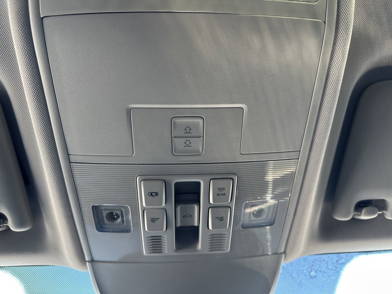 New 2026 Volkswagen Taos SE image 64