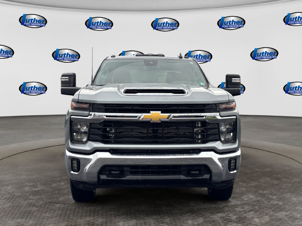 Used 2024 Chevrolet Silverado 2500 LT w/ Convenience Package AWD/4WD image 8