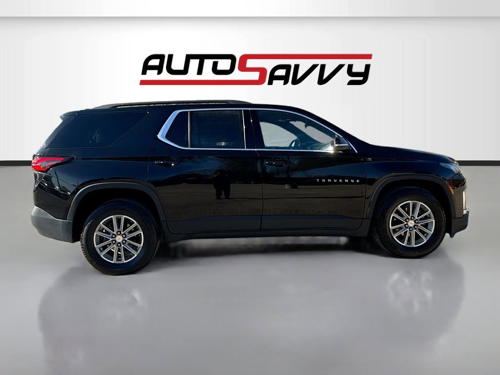 Used 2023 Chevrolet Traverse LT image 8