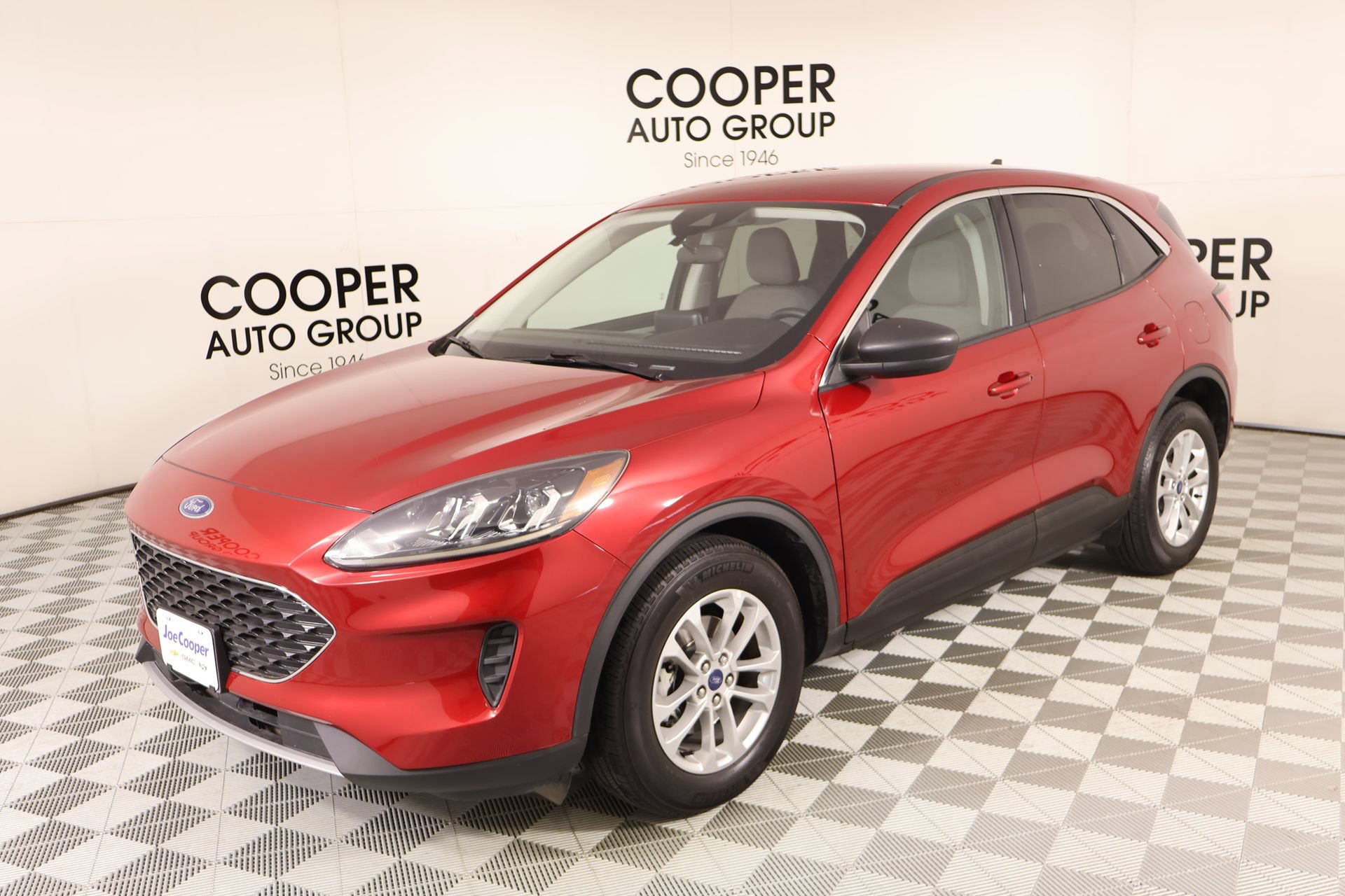 Used 2022 Ford Escape SE w/ Convenience Package FWD image 10