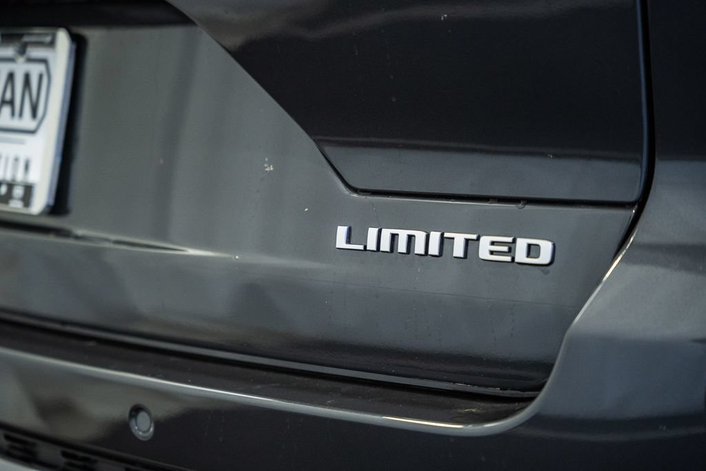 New 2026 Jeep Grand Cherokee Limited w/ Luxury Tech Group II AWD/4WD image 7