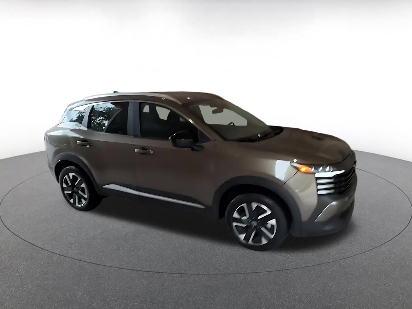 Used 2026 Nissan Kicks SV w/ Cold Weather Package AWD/4WD image 2