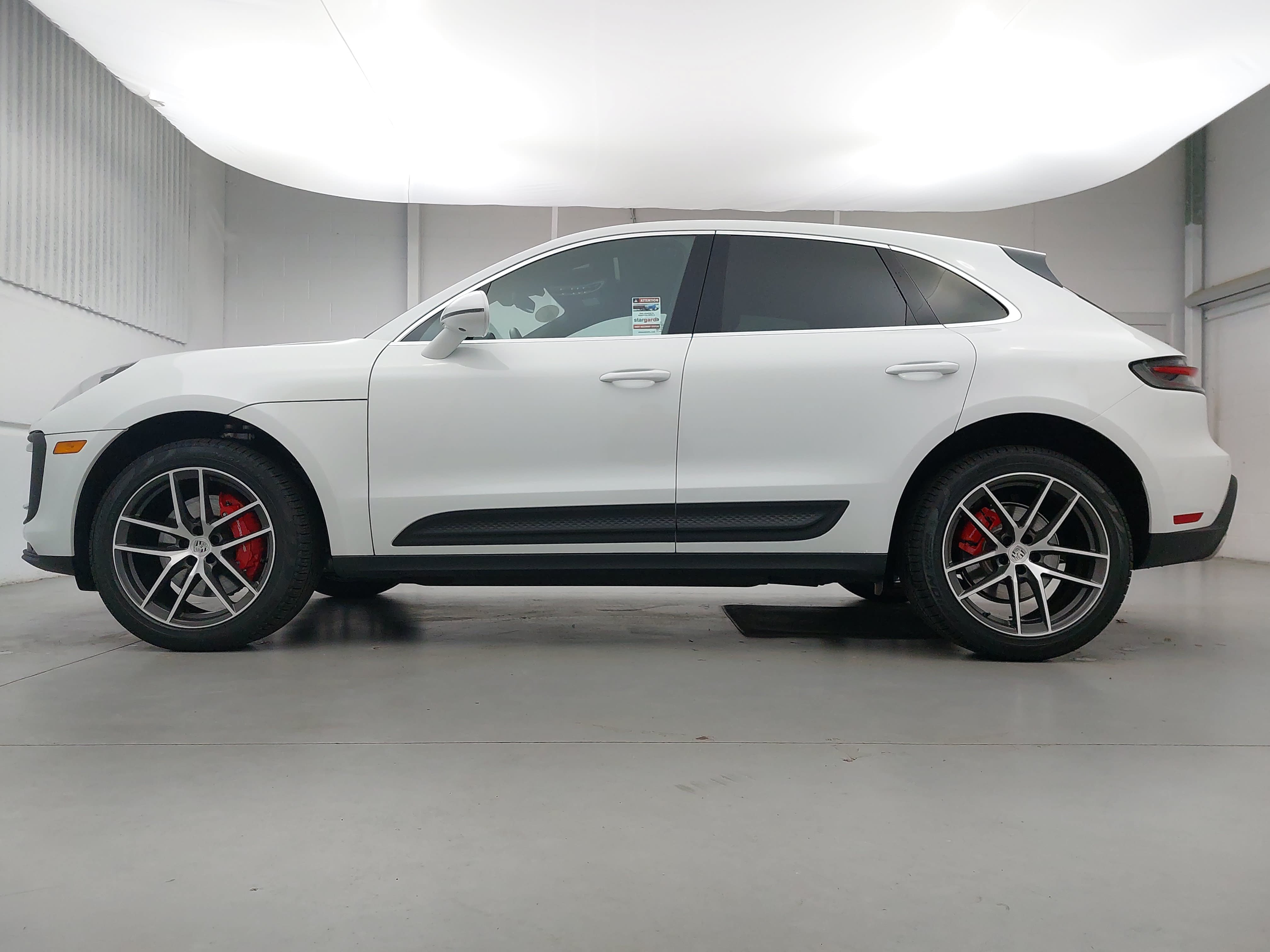 Certified 2026 Porsche Macan S AWD/4WD image 2