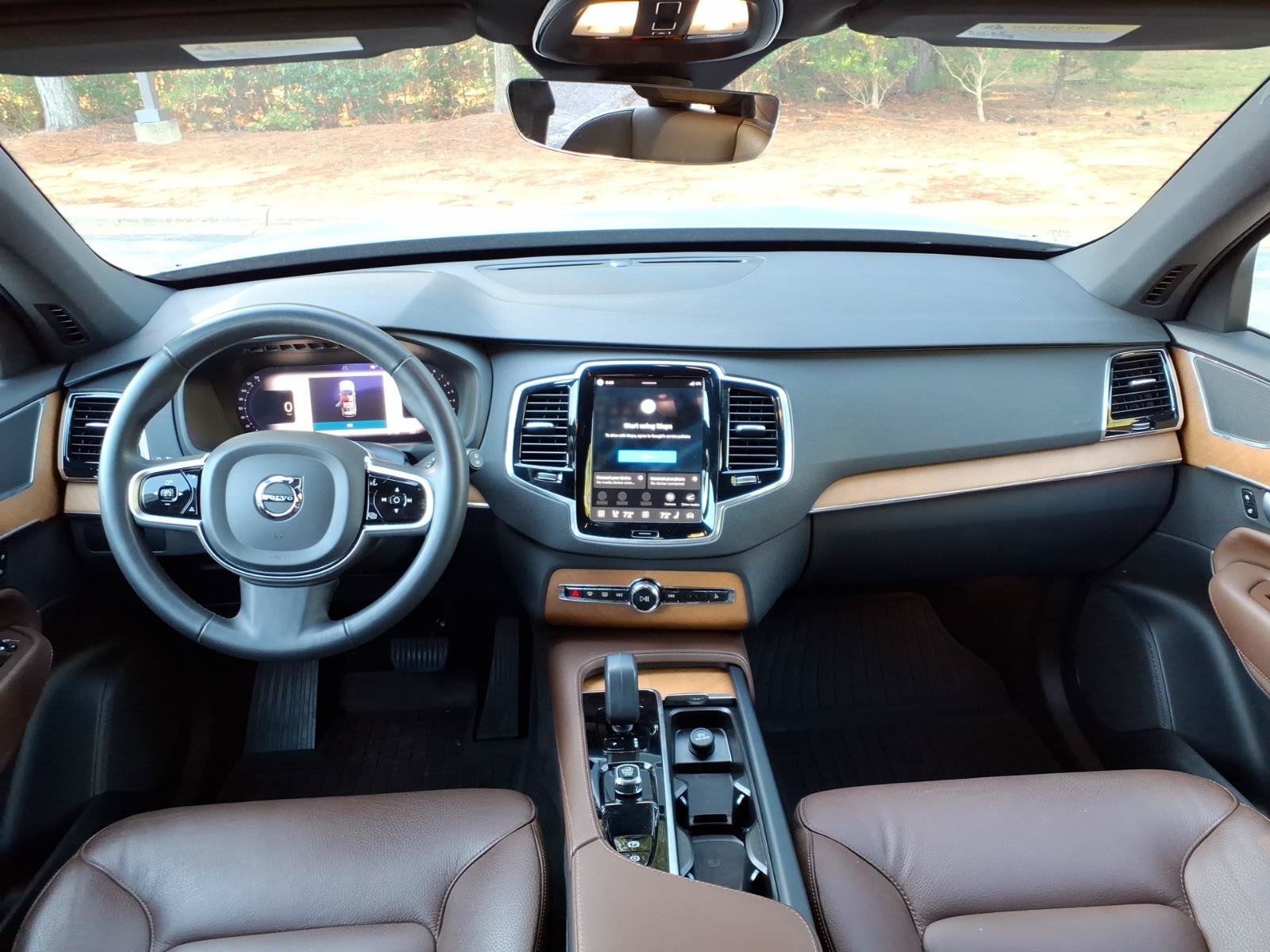 Certified 2024 Volvo XC90 T8 Ultimate w/ Protection Package Premier AWD/4WD image 12