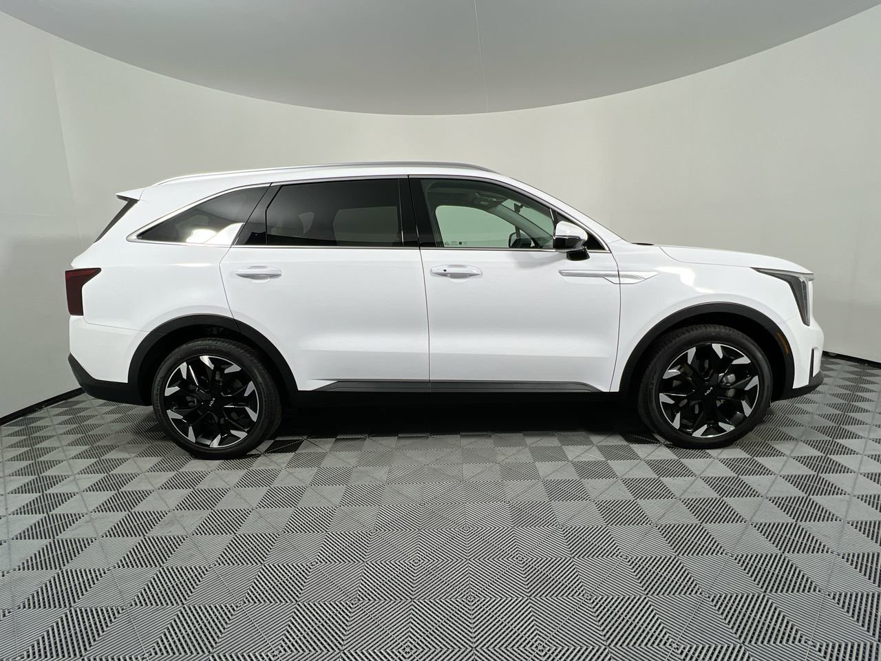 New 2026 Kia Sorento EX w/ EX Premium Package FWD image 2