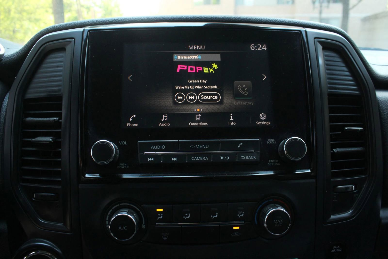 Used 2022 Nissan Titan S w/ S Utility Package image 29
